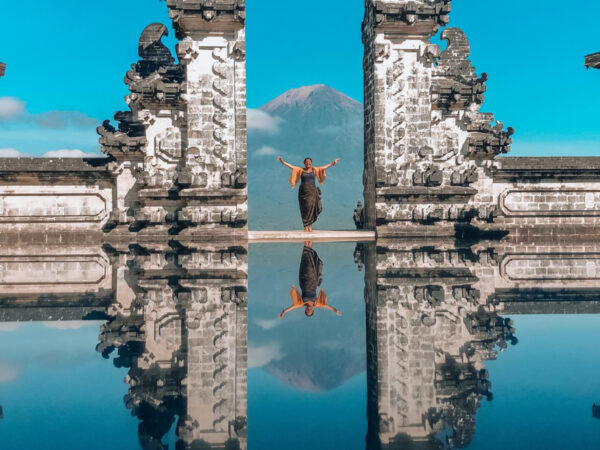 SKARBY WSCHODNIEJ BALI
